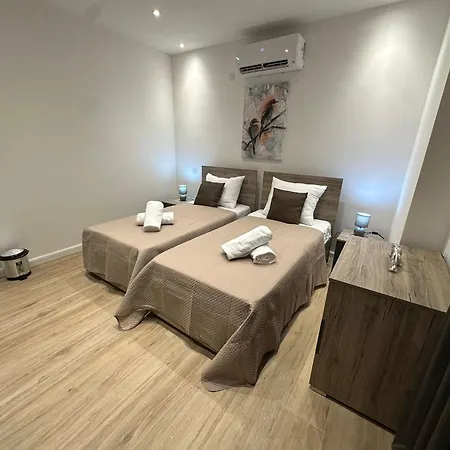 New 3 Bedroom W Large Terrace & Panoramic Views Mellieha