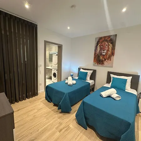 New 3 Bedroom W Large Terrace & Panoramic Views *
